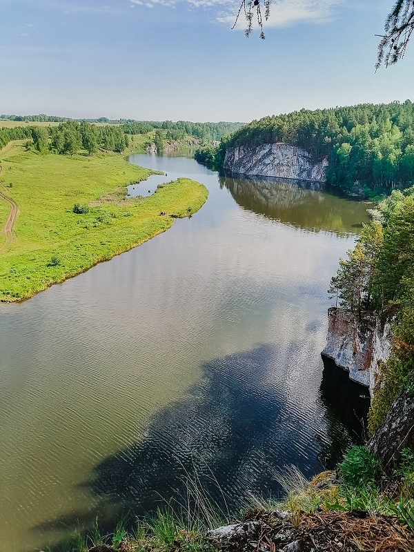 Река Нейва. Вид со скал Старик и Старуха. Фото: Наташа Габрусь / ВКонтакте