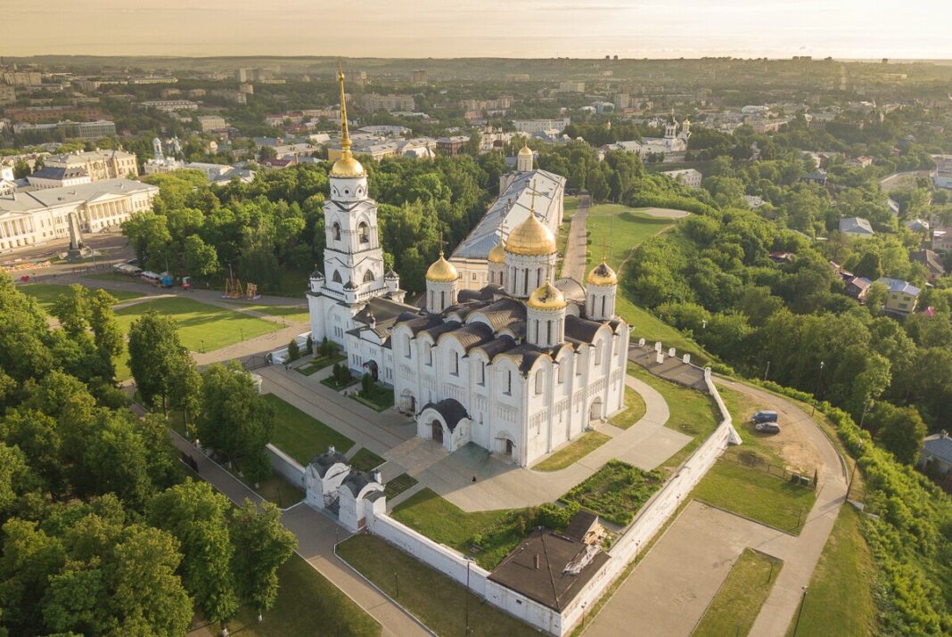 Успенский собор Владимира сверху