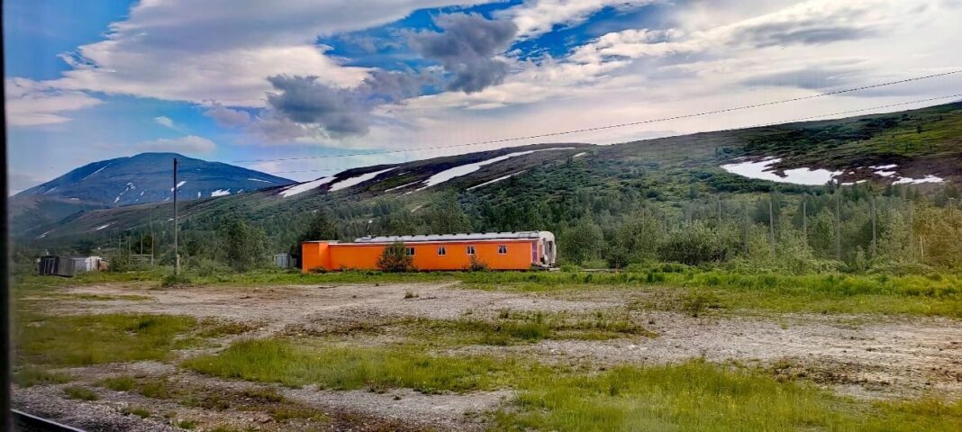 Полярный Урал: горный приют 