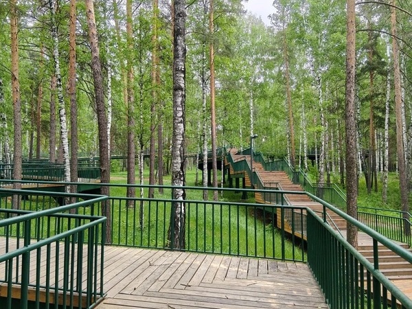 Достопримечательности Заречного: каскадная лестница. Фото: "Наш Урал и весь мир"