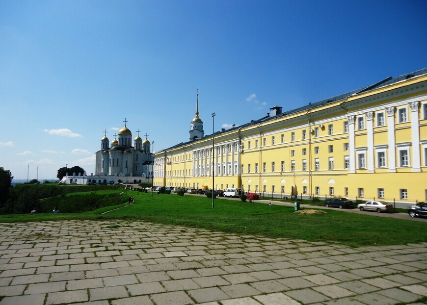 Музейный центр Палаты снаружи