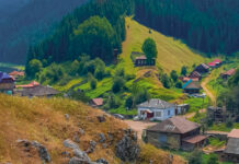 село Кын, Пермский край, камень Великан, река Чусовая, маршрут выходного дня, достопримечательности села Кын, малые города, конкурс Нашего Урала, конкурс малые города, Малые города - удивительные достопримечательности,