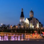 Карабаш. Центральная площадь и храм Иоанна Златоуста Карабаш. Центральная площадь и храм Иоанна Златоуста