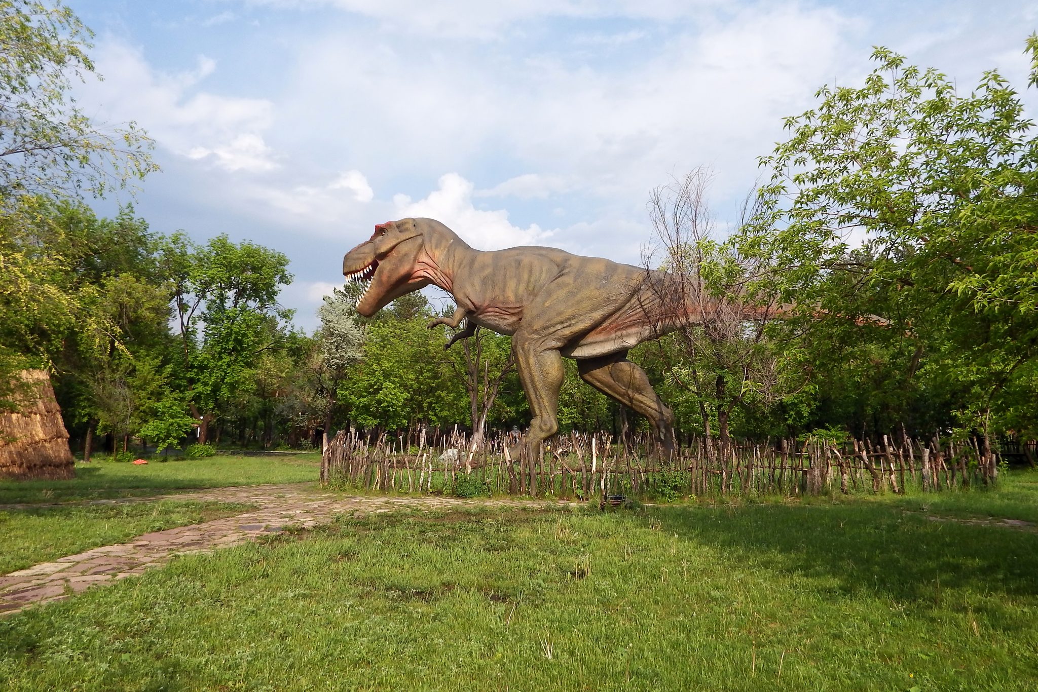 Парк развлечений «Динозаврик»