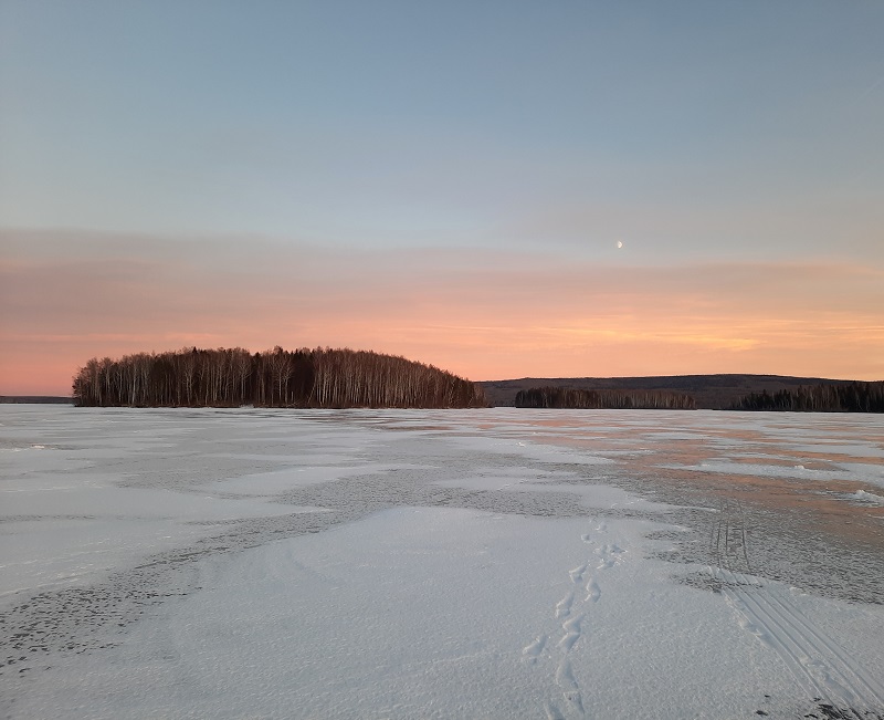Закат на Черноисточинском пруду. 2021 г.