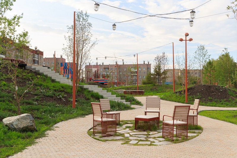 Аллея ветеранов и «Лента времени» в Карабаше. Фото: РМК