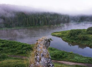 река Чусовая, река Исеть, легенды Урала, Бажовы Сказы, Павел Бажов, Кын-Завод, поселок Кын, Свердловская область