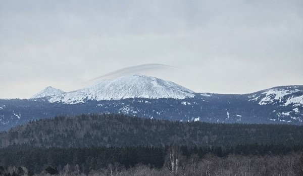 Гора Большой Шелом. Фото: Наталья Матвеева / ВКонтакте Гора Большой Шелом. Фото: Наталья Матвеева / ВКонтакте