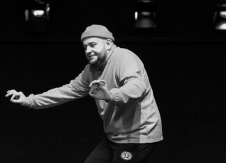 Врач, режиссер и актер Дмитрий Зенков: «Урал невозможно забыть» Премьера «Мой дедушка — Дед Мороз». Русский театр в Белграде. Фото: из личного архива Дмитрия Зенкова