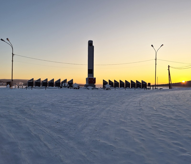 Обелиск погибшим воинам. 2025 г.