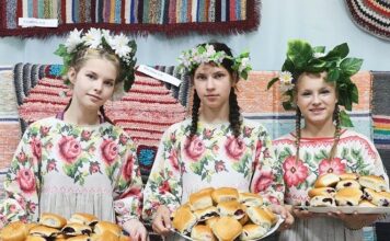 Фестиваль народного творчества и промыслов «Черничный разгуляй» в Мариинске
