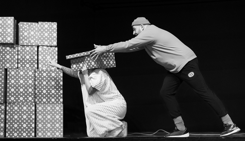 Премьера «Мой дедушка — Дед Мороз». Русский театр в Белграде. Фото: из личного архива Дмитрия Зенкова