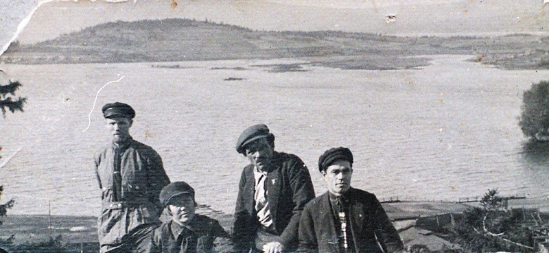 Вид на мыс Крутики с Заводской горы. 1930-е гг.
