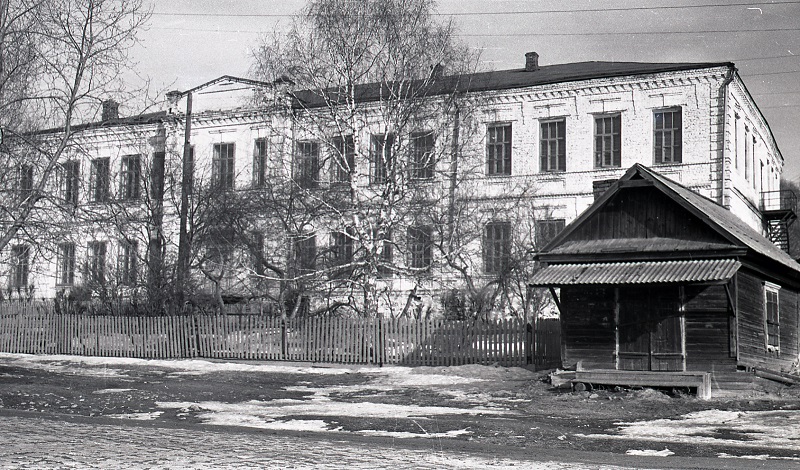 Средняя школа. 1988 г.