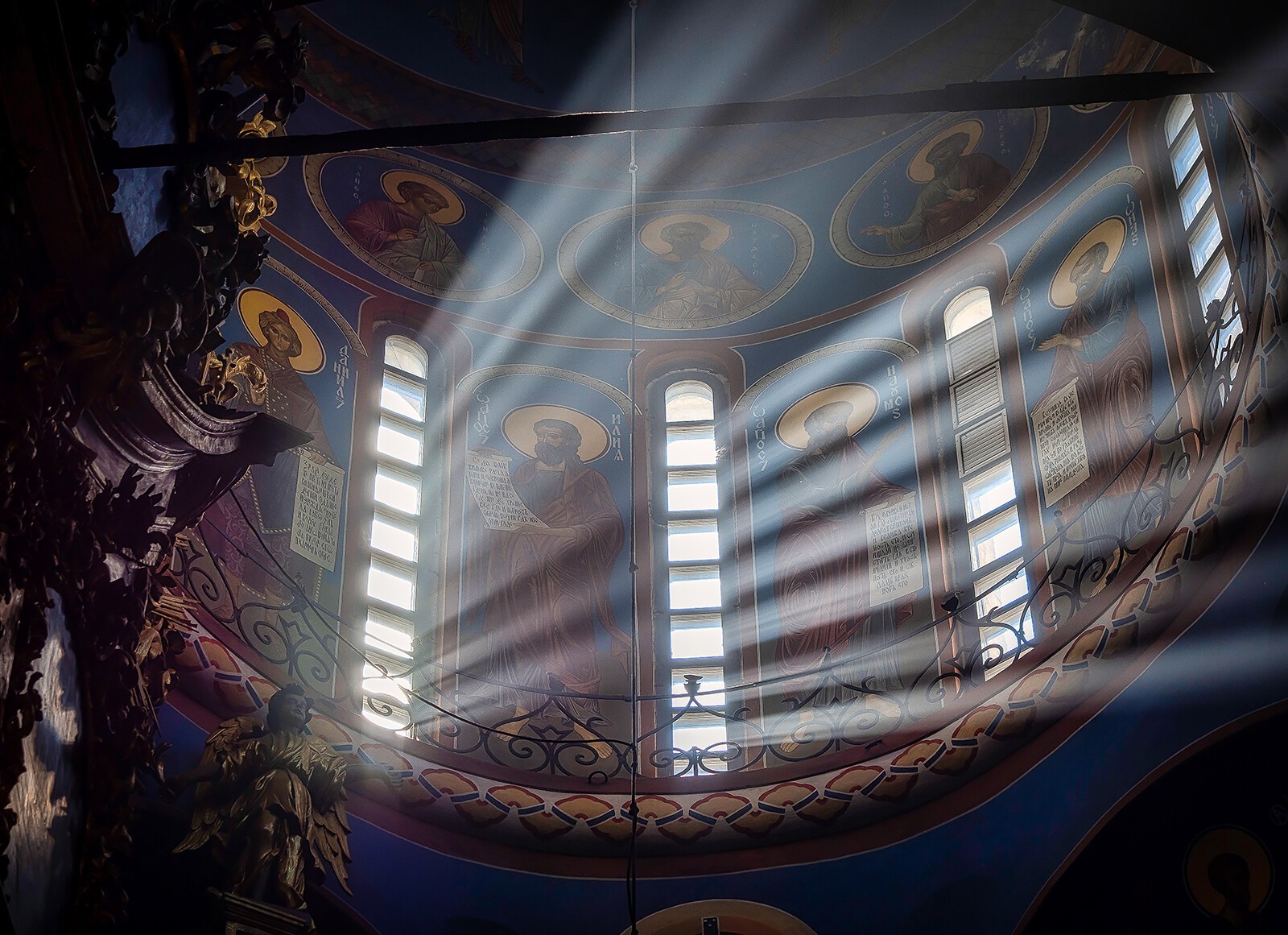 Успенский собор Владимира изнутри