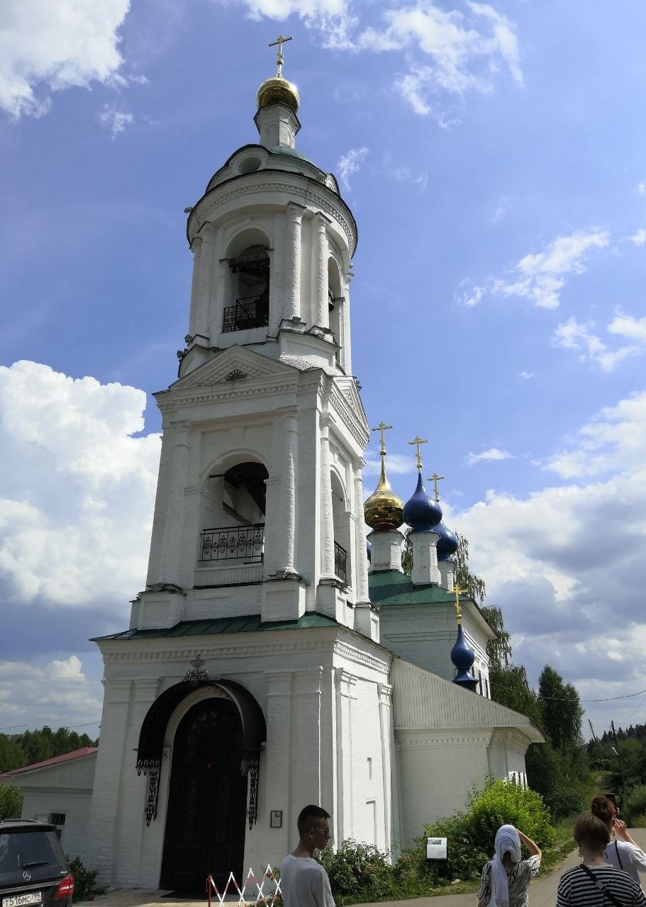 «Плёсская Пизанская башня»