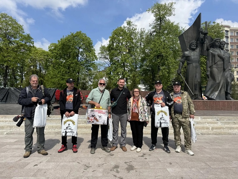 Экспедиция «От Мурманска до Магадана на "Уралах"»
