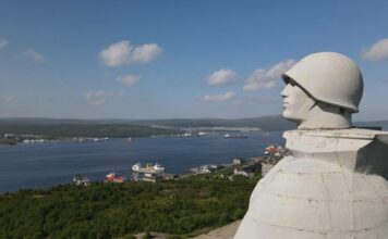 Мурманск в Великую Отечественную войну. Достопримечательности города: Монументы «Алеша», Долина Славы, памятник Бредову
