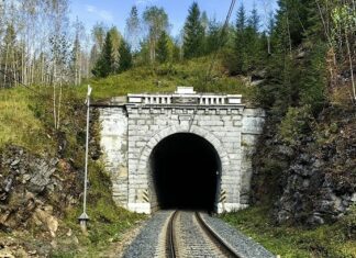 Тоннель у деревни Грузди (Пермский край): первый железнодорожный тоннель на Урале