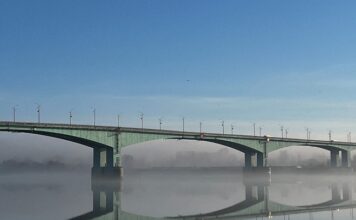 Октябрьский мост в Ярославле