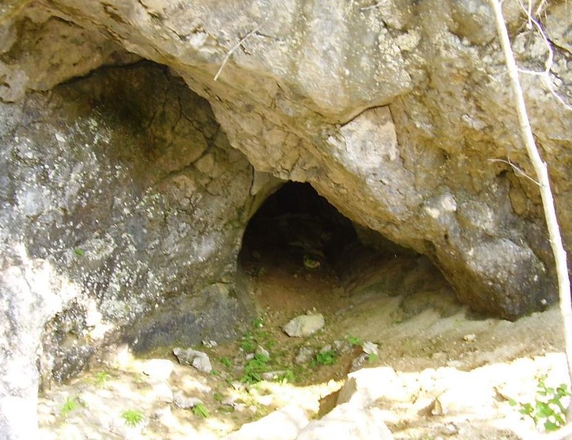 Канинская пещера