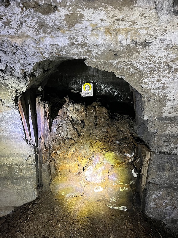 Заброшенная шахта в Магнитке у поселка Магнитка, Челябинская область