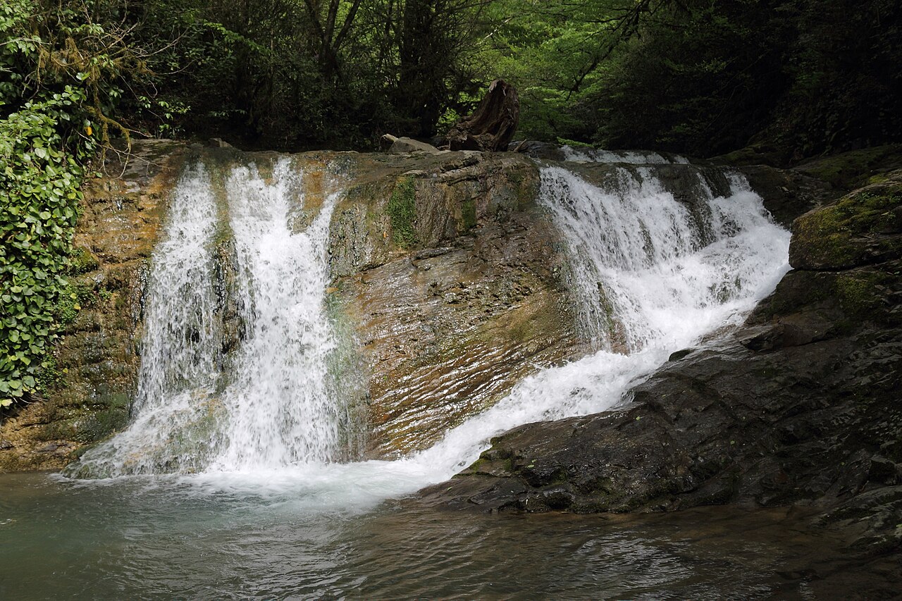 Ореховский водопад
