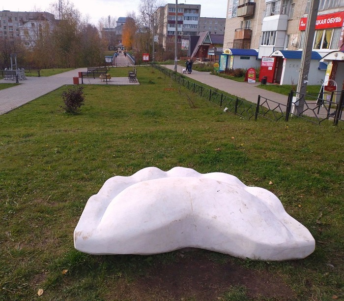 Памятник пельменю в Кудымкаре