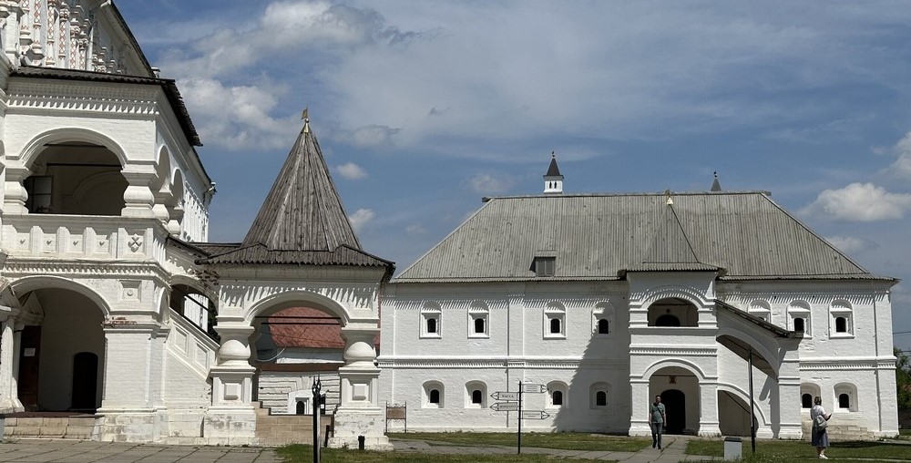 Певческий корпус 101