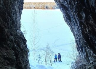 Грот на реке Нейве: уральский маршрут у Алапаевска