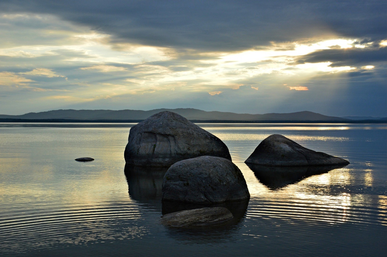 Семь камней счастья на озере Иртяш