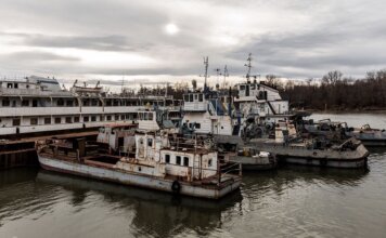 Стоянка Уфимского речного флота