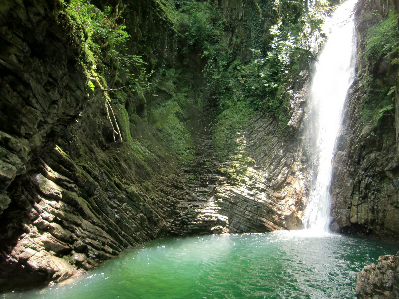 Водопад Бзогу Sholokhi / CC BY-SA 4.0
