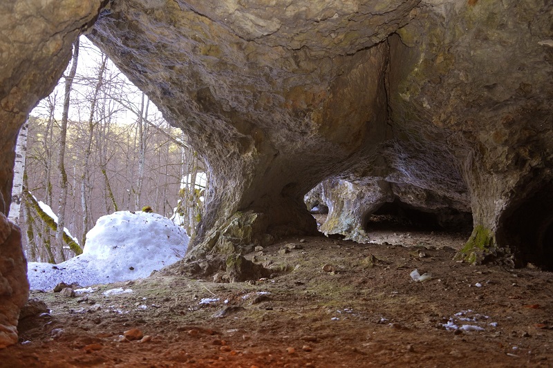 Достопримечательности Челябинской области: Ваняшкинские притесы и пещеры на реке Ай. Фото: Сергей Аверченко / ВКонтакте