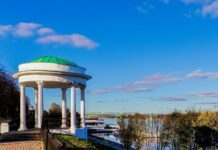 Речной вокзал Ярославля