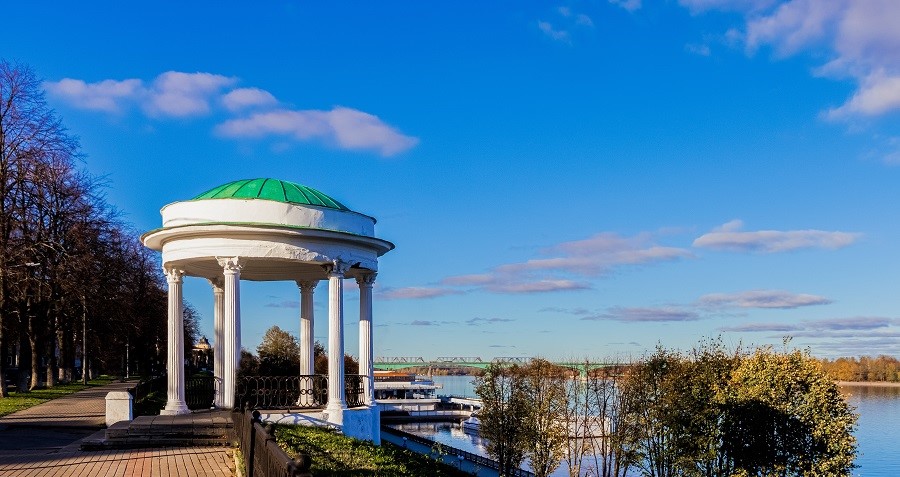 Ярославль. Беседка на волжской набережной.537 — копия