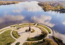 Парк «Стрелка» — визитная карточка Ярославля