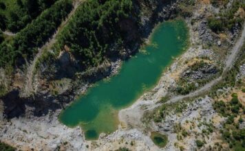 Бойцовские карьеры (Первоуральск, деревня Крылосово)