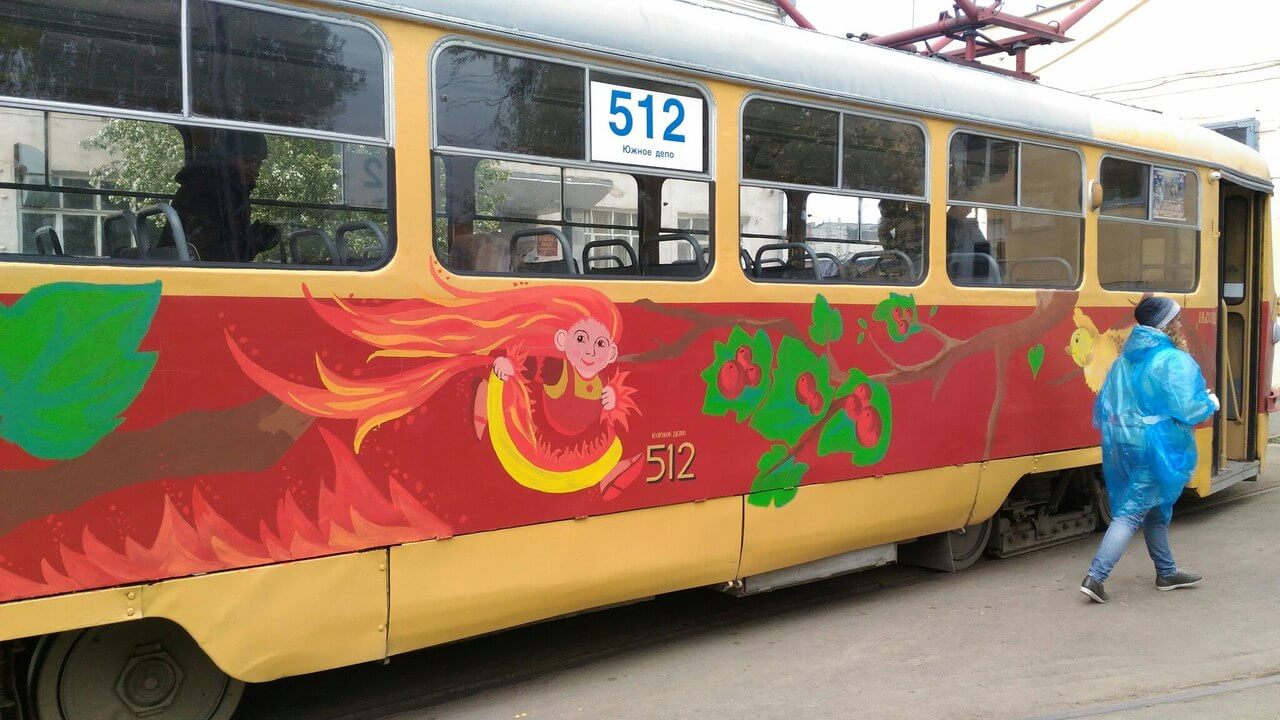 В Екатеринбурге появился «Литературный трамвай»!