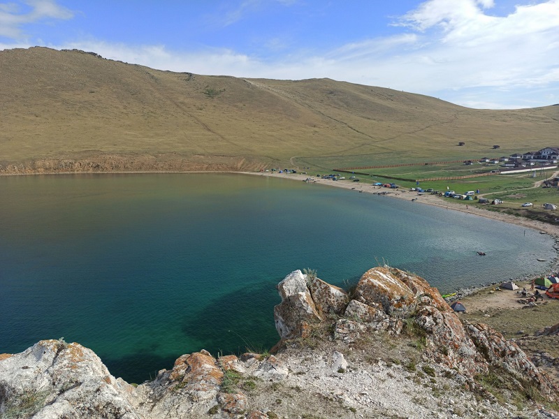 Бухта Ая. Фото: Ксения Клюева / https://topbaikal.ru/