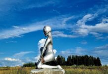 Аномальные и загадочные зоны на Урале и в России. Дональд Трамп и инопланетяне. Дональд Трамп и инопланетяне. Аномальные и загадочные зоны на Урале и в России. Фото: Марина Чеботаева