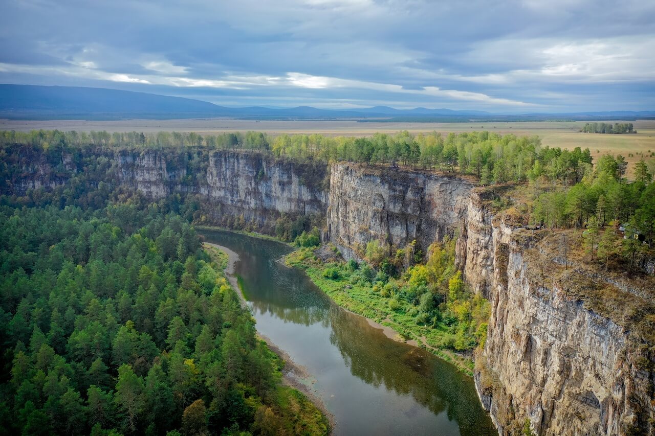 Большие и Малые притесы на реке Ай. Фото: Алексей Жилин