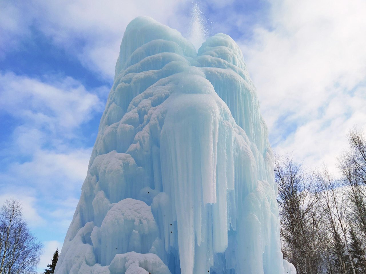 Зураткуль, ледяной фонтан