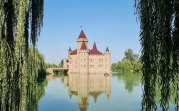 Замок Шато-Эркен в Кабардино-Балкарии: история, где находится, как доехать Замок Шато-Эркен. Фото: Николай Глумов