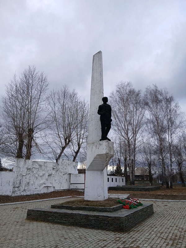 Памятник 96 карабашским рабочим. Фото: Николай Лебедев / https://lebedev.world/