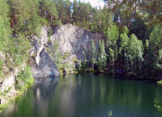 Озеро Тальков Камень, Бажовские места, Свердловская область, Средний Урал