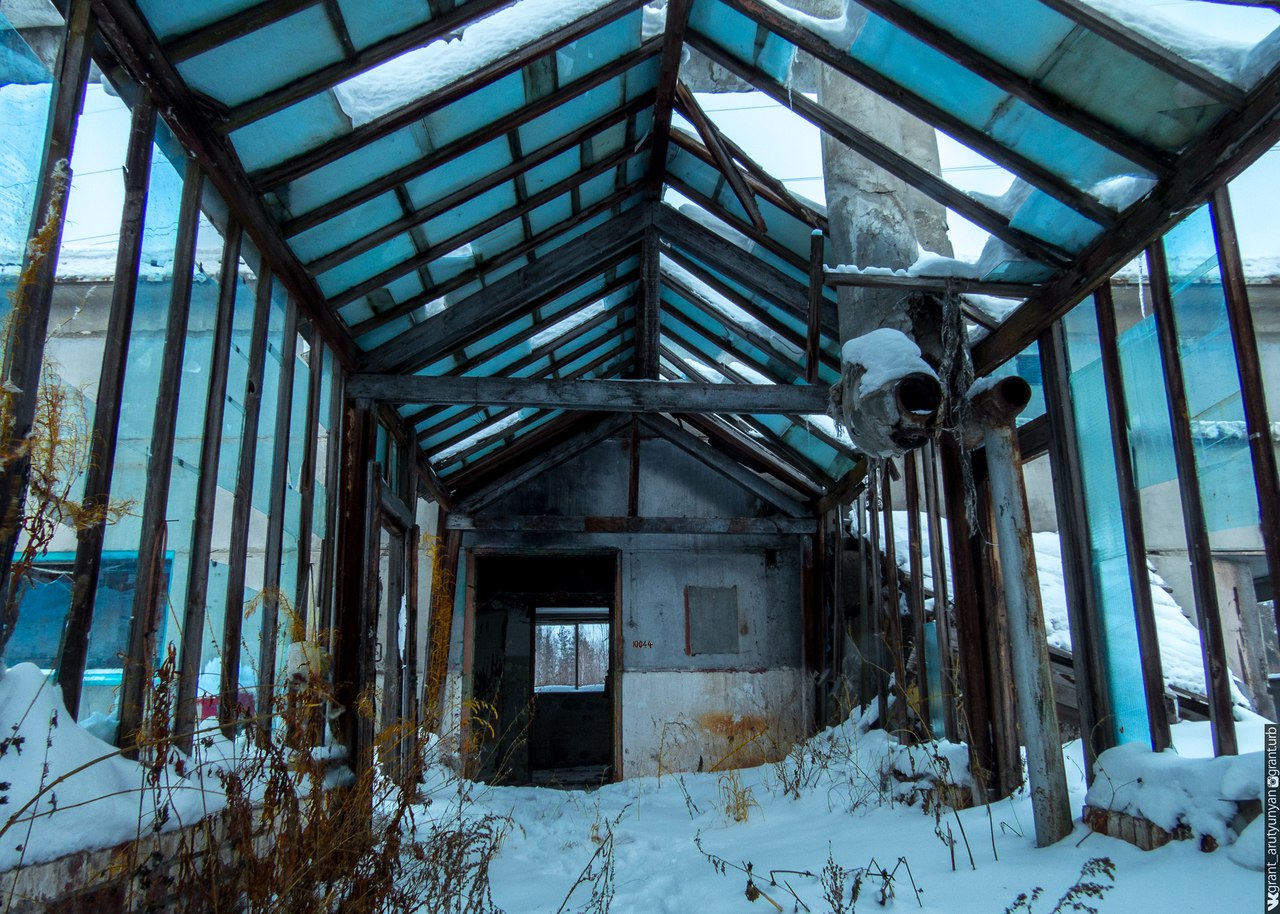 города Урала, История Урала, Свердловская область, Асбест, Кудельное болото, город горного льна, Баженовское месторождение, Асбестовский карьер, Ураласбест, Музей комбината Ураласбест, Асбестовский исторический музей, Мемориальный музей Аввакумова, Дворец пионеров Асбест, Ладыженский, памятники Асбеста, Аллея Победы, музы Эрнста Неизвестного, поселок Красноармейский, карьеры Асбест