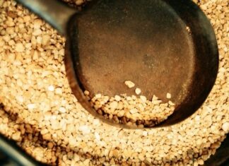 «Человек проверяет пробу золота, а золото — пробу человека»: выставка «Золото Невьянска: испытание металлом». «Усадьба Подвинцева» в Невьянске
