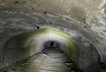 Заброшенная шахта в Магнитке (Челябинская область) Заброшенная шахта в Магнитке (Челябинская область). Фото: Vladislav Borisovich /