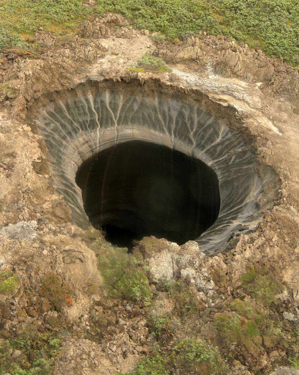 Ямальский кратер. 100 самых популярных достопримечательностей Урала